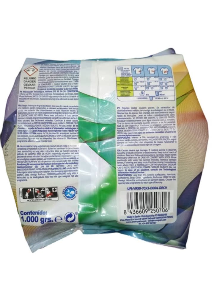 Lessive en poudre Arun 16 doses 1kg. Vêtements blancs et colorés.